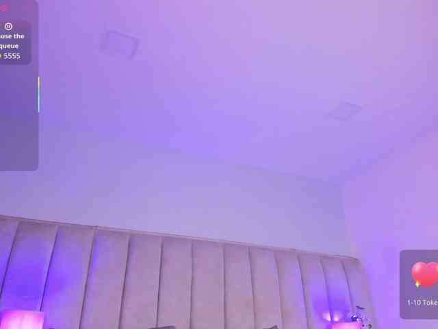 EllaThorne webcam