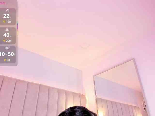 EllaThorne webcam
