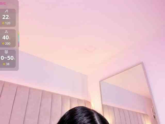 EllaThorne webcam