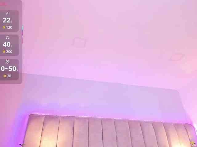 EllaThorne webcam