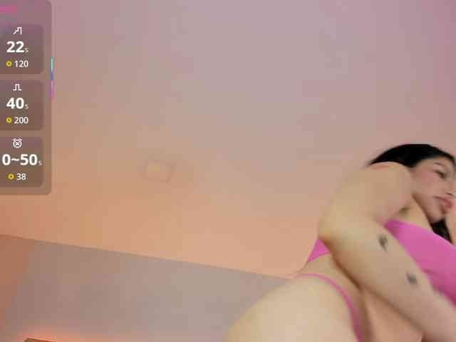 EllaThorne webcam