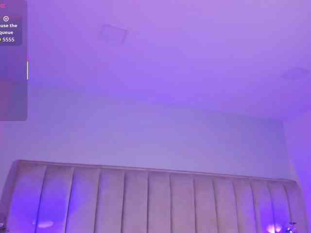 EllaThorne webcam