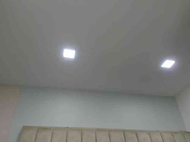 EllaThorne webcam
