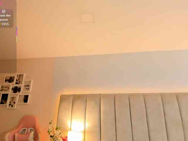 EllaThorne webcam