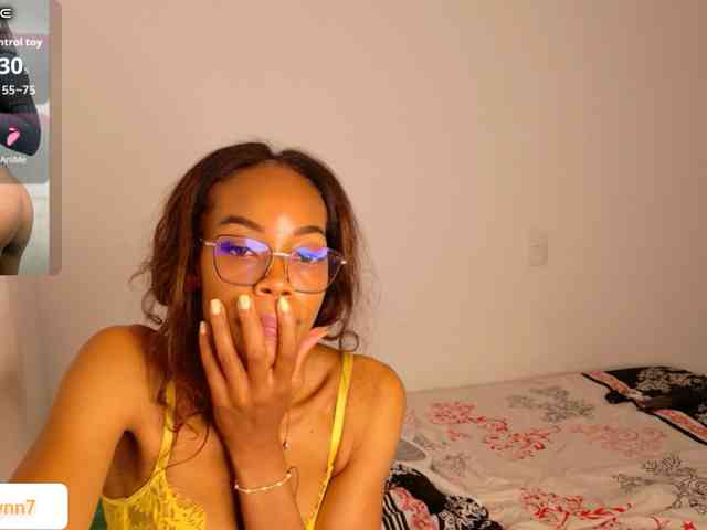 tamylynn1's live room