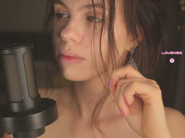 eniigmua live cam on BongaCams
