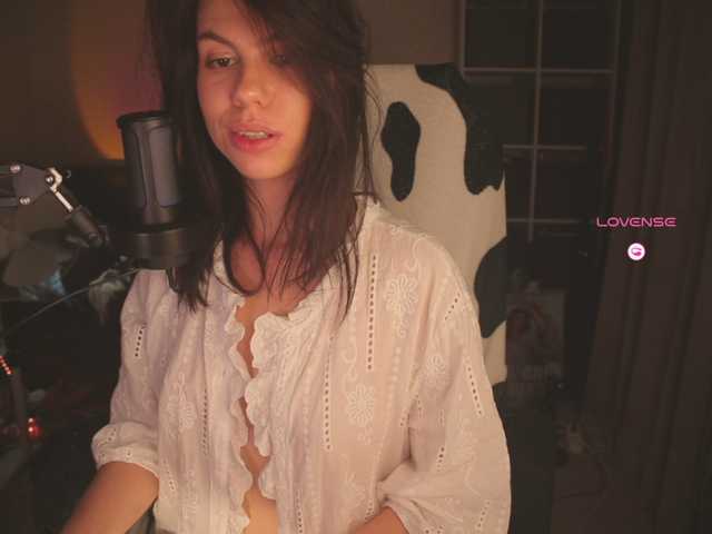 eniigmua live cam on BongaCams