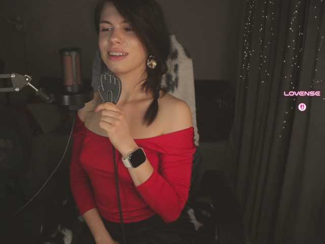eniigmua live cam on BongaCams