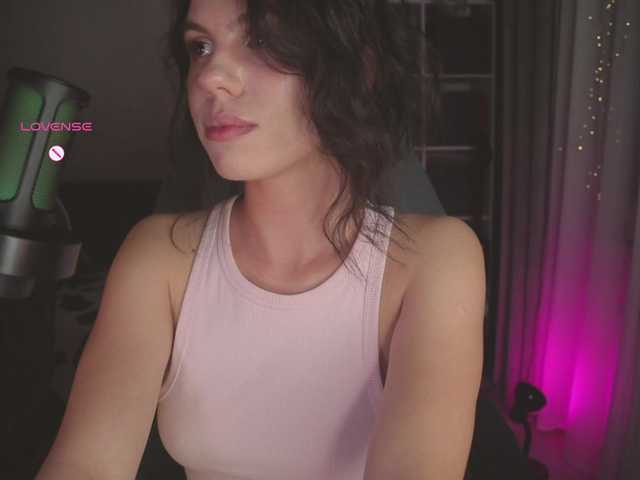 eniigmua live cam on BongaCams