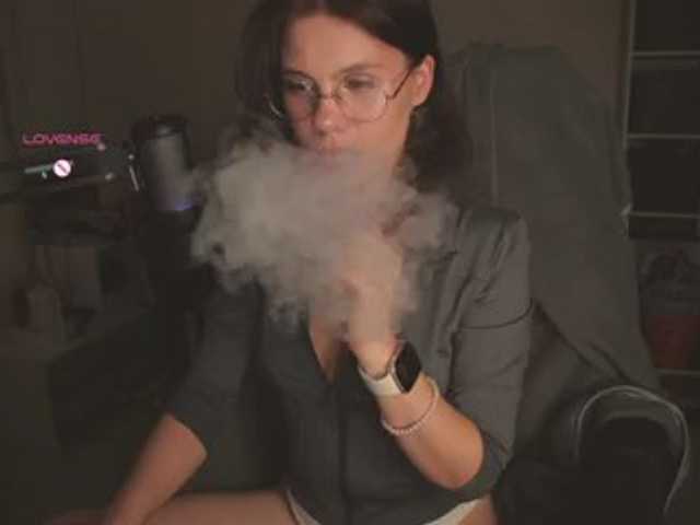 eniigmua live cam on BongaCams