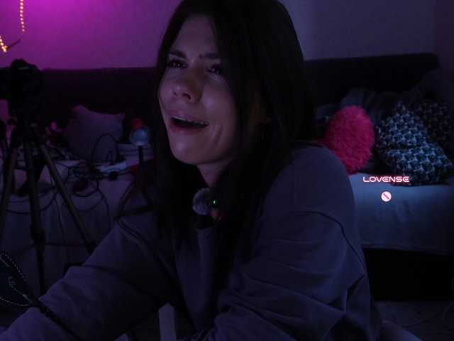 eniigmua live cam on BongaCams