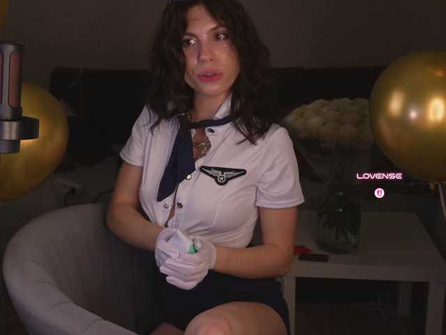 eniigmua live cam on BongaCams