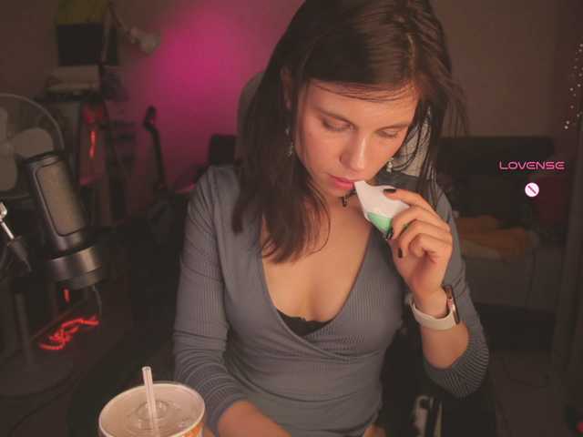 eniigmua live cam on BongaCams