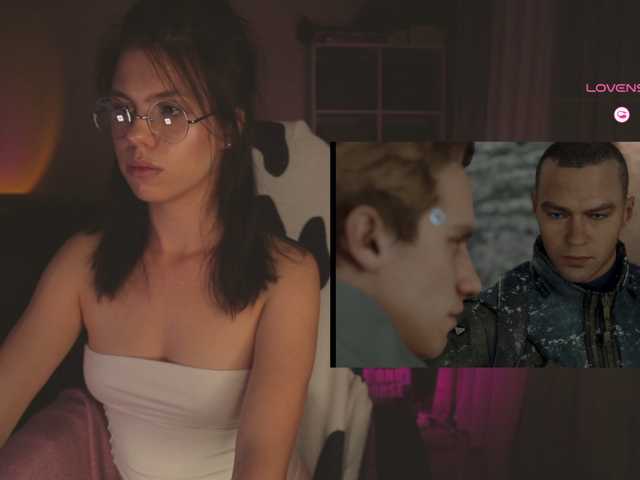 eniigmua live cam on BongaCams
