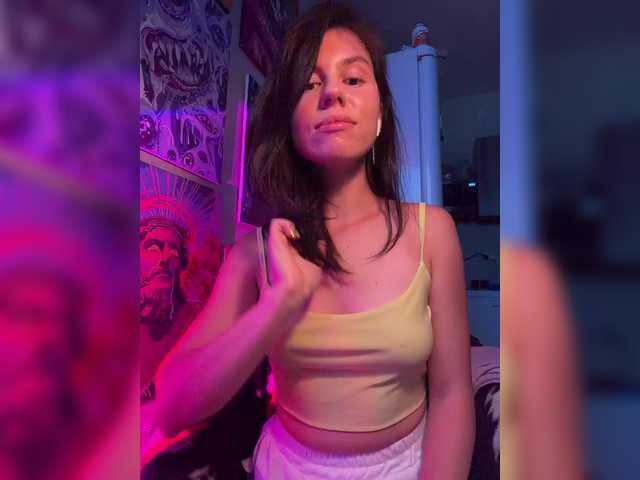 eniigmua live cam on BongaCams