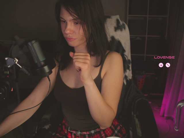 eniigmua live cam on BongaCams