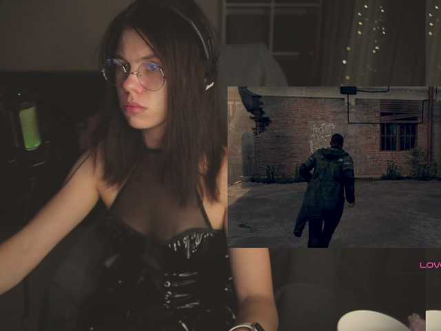 eniigmua live cam on BongaCams