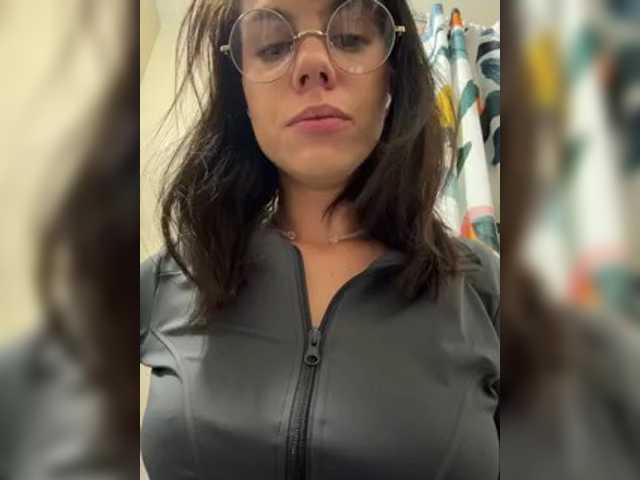 eniigmua live cam on BongaCams