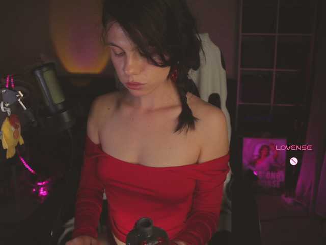 eniigmua live cam on BongaCams