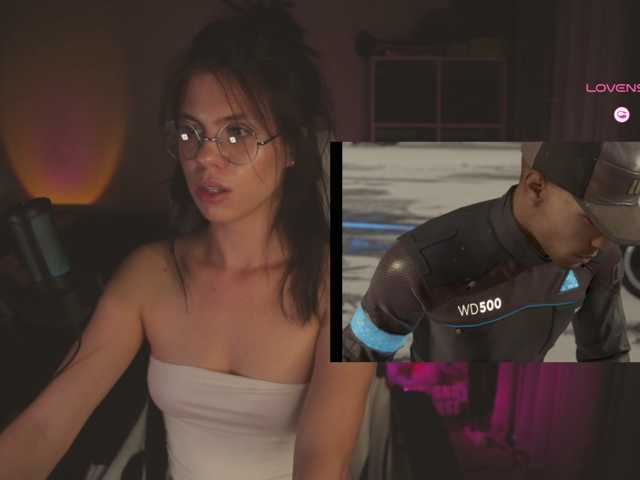 eniigmua live cam on BongaCams