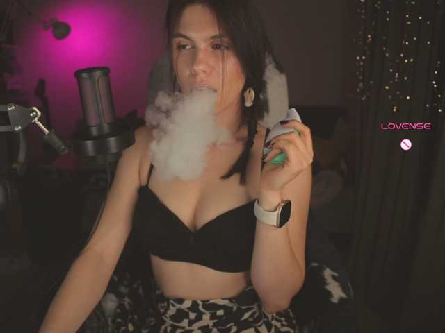eniigmua live cam on BongaCams