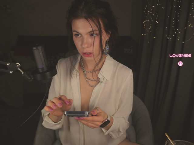 eniigmua live cam on BongaCams