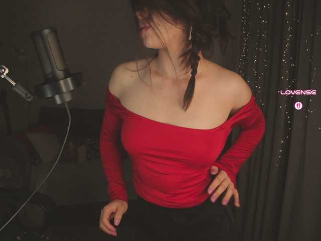 eniigmua live cam on BongaCams