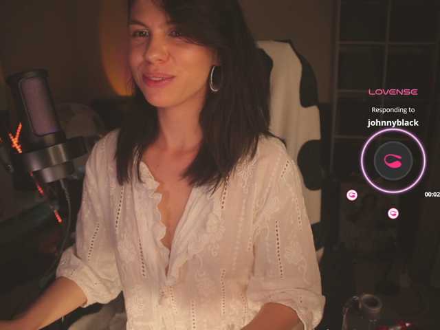 eniigmua live cam on BongaCams