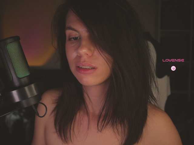 eniigmua live cam on BongaCams
