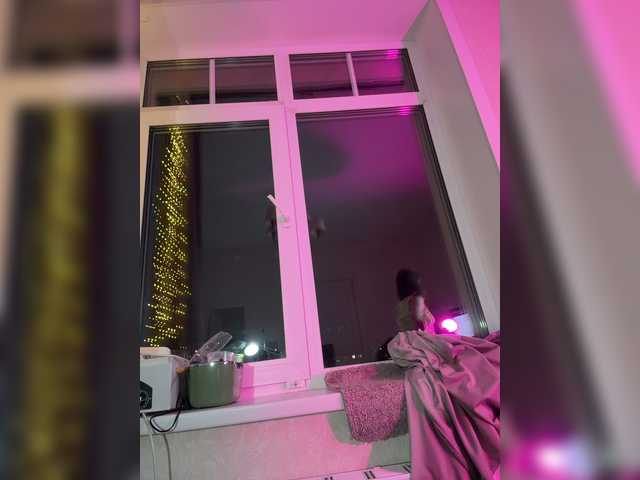 eniigmua live cam on BongaCams