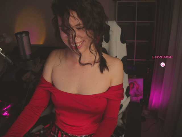 eniigmua live cam on BongaCams