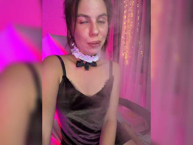 eniigmua live cam on BongaCams