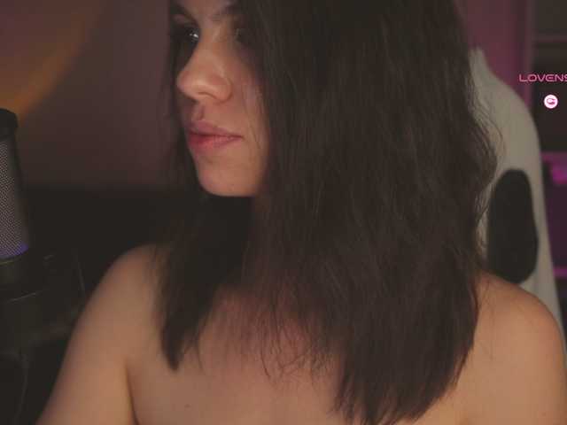 eniigmua live cam on BongaCams