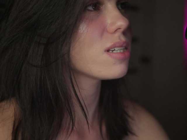 eniigmua live cam on BongaCams