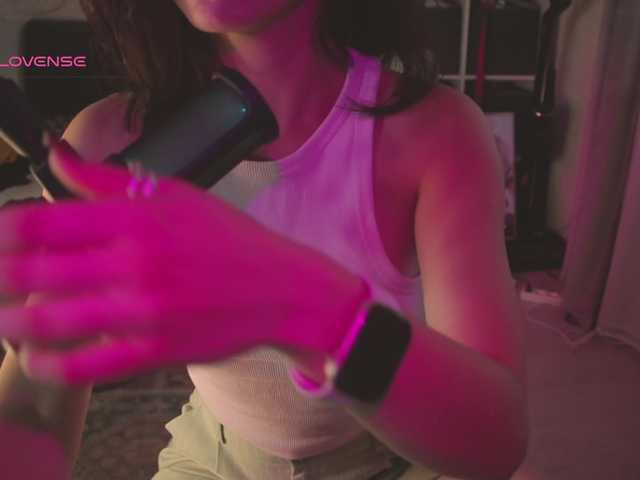 eniigmua live cam on BongaCams