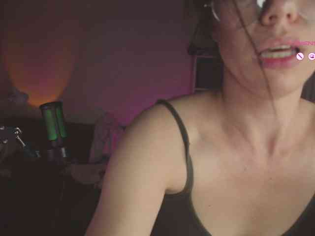 peppy_bobble webcam