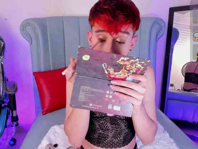 Chrisboy- Live Webcam on BongaCams