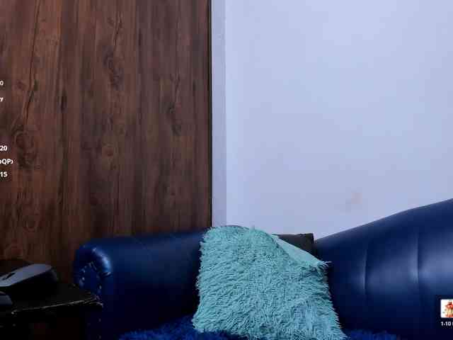 Skinny-Mature webcam
