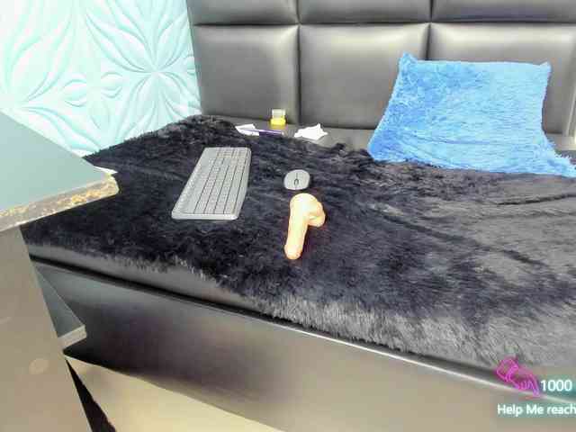 Skinny-Mature webcam
