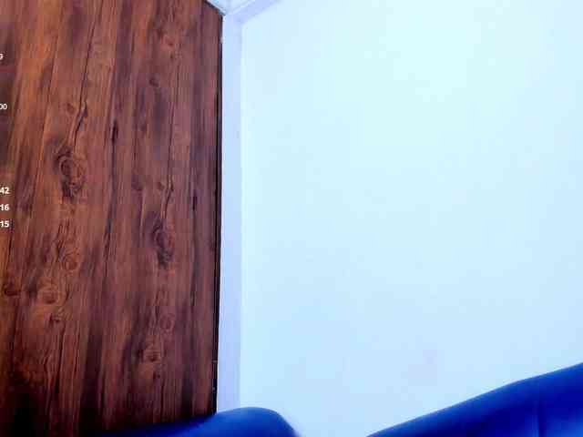 Skinny-Mature webcam