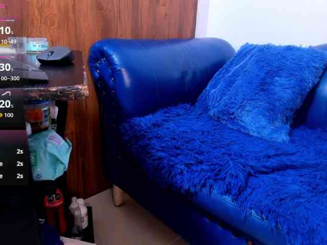 Skinny-Mature webcam