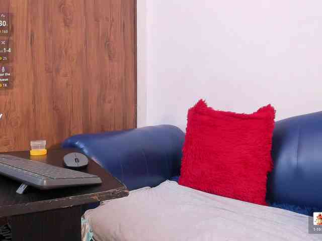 Skinny-Mature webcam