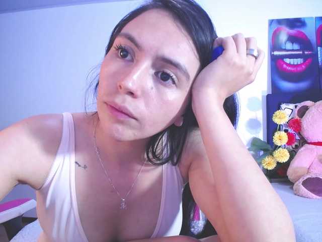 likaalittle live cam on BongaCams