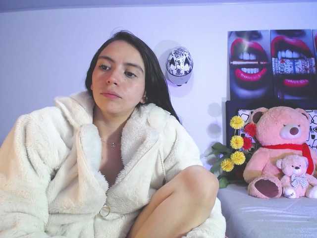 likaalittle live cam on BongaCams