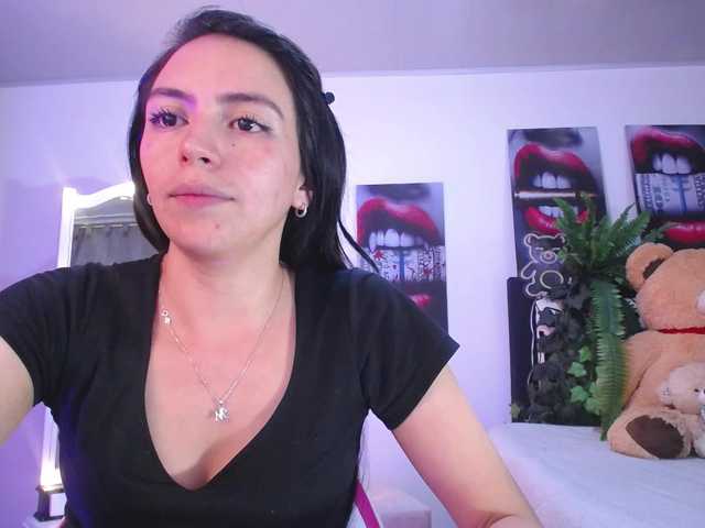 likaalittle live cam on BongaCams