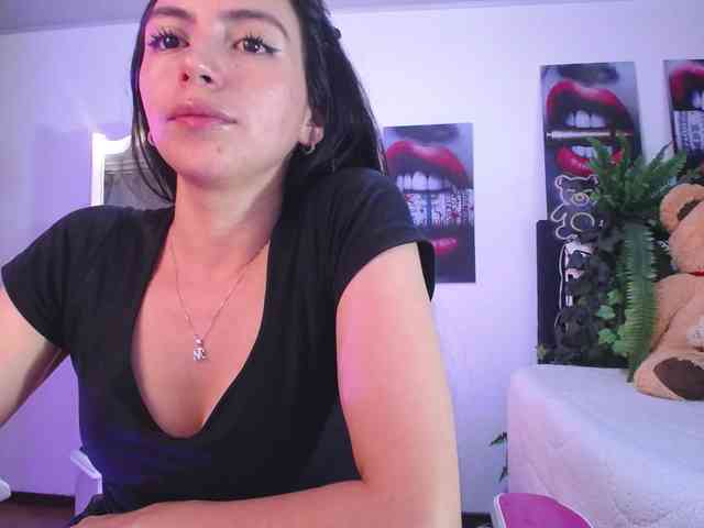 likaalittle webcam