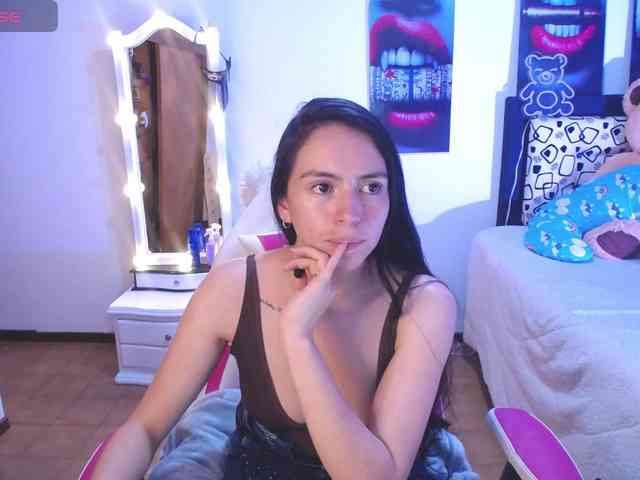 likaalittle webcam