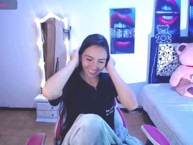 likaalittle webcam
