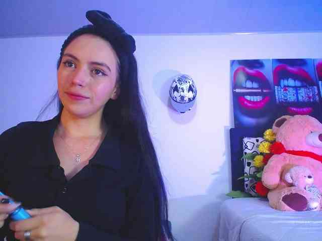 likaalittle webcam