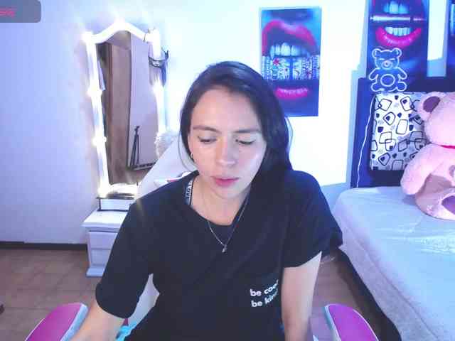 likaalittle webcam